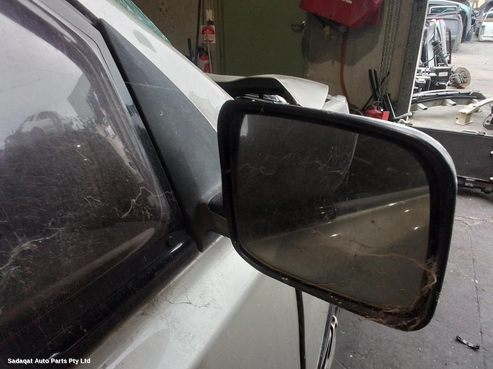Nissan Xtrail Right Door Mirror