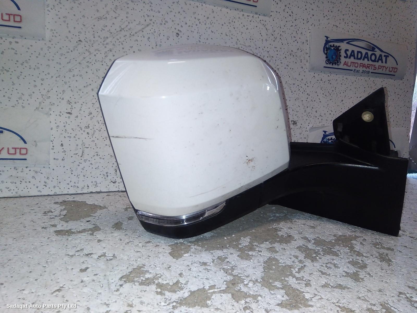 Toyota Hiace Right Door Mirror