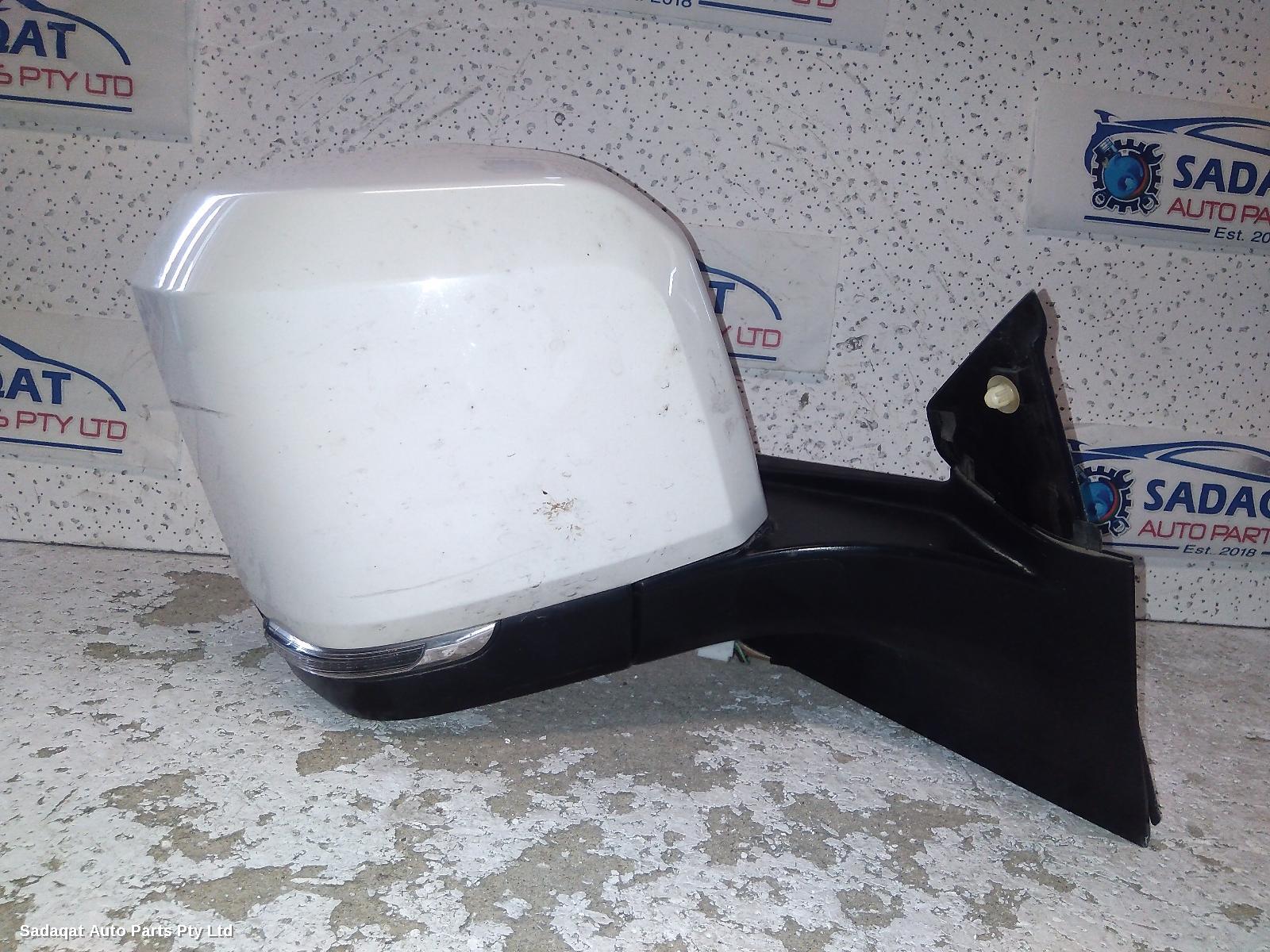 Toyota Hiace Right Door Mirror