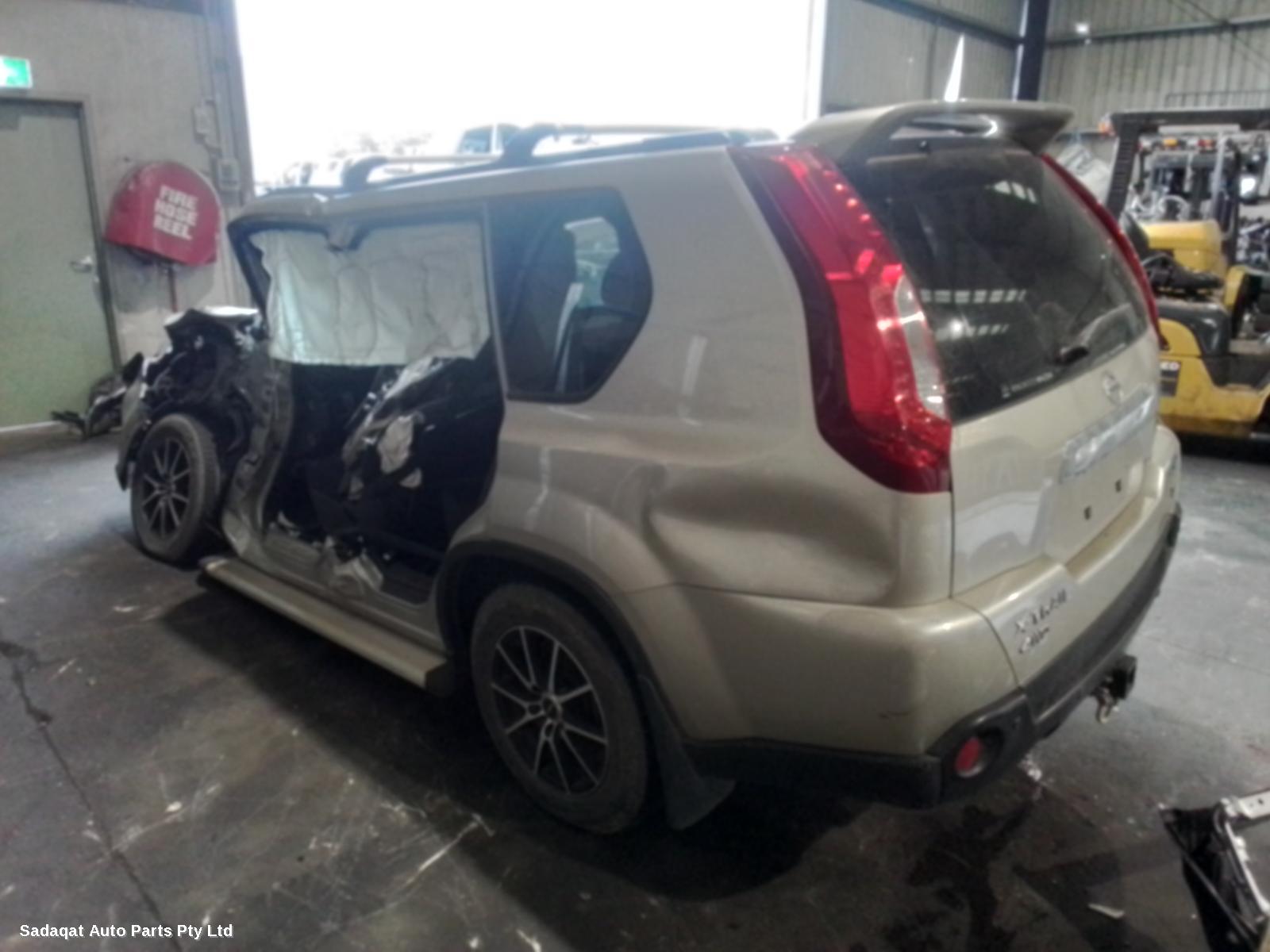 Nissan Xtrail Right Door Mirror