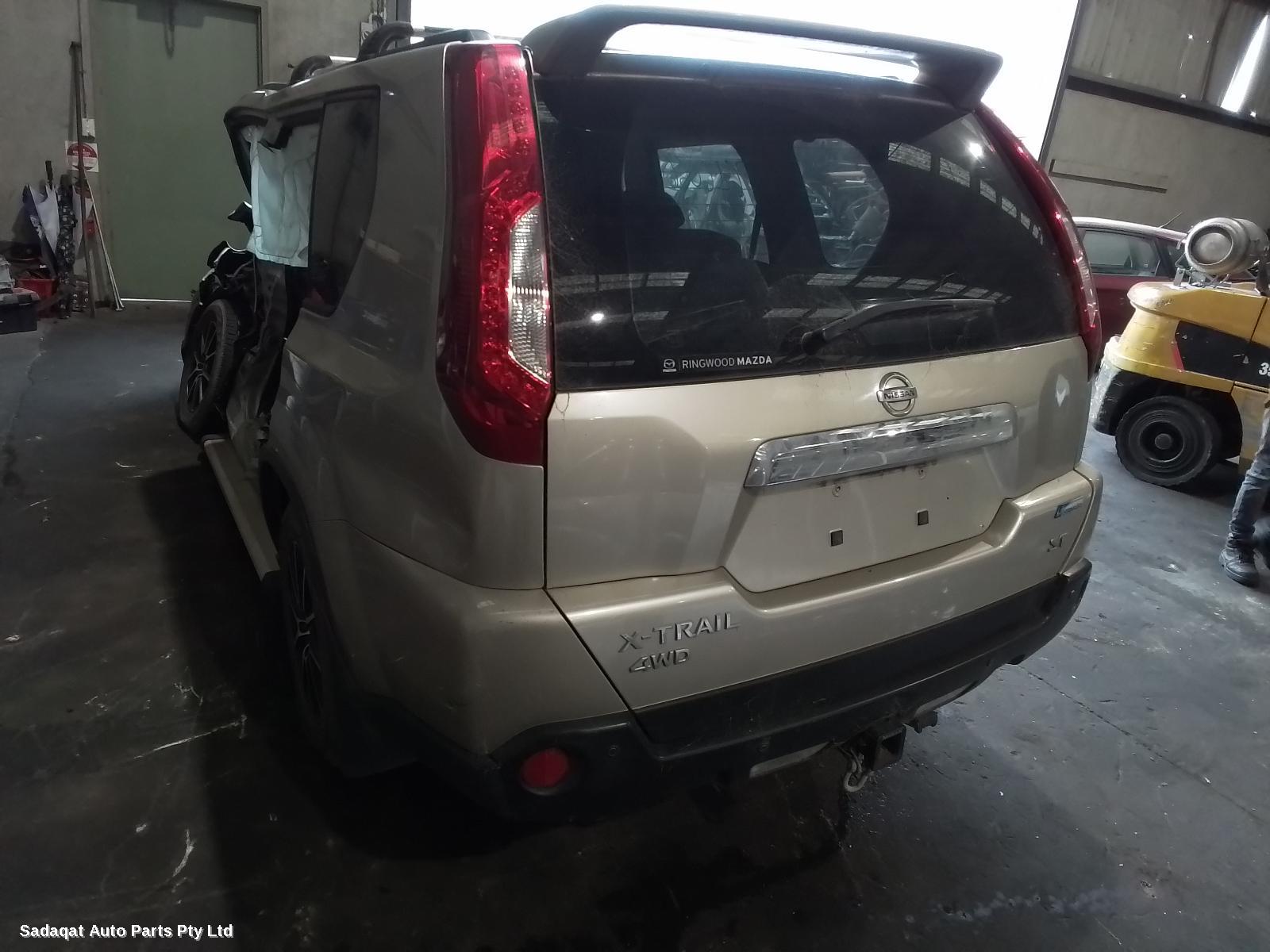 Nissan Xtrail Right Door Mirror