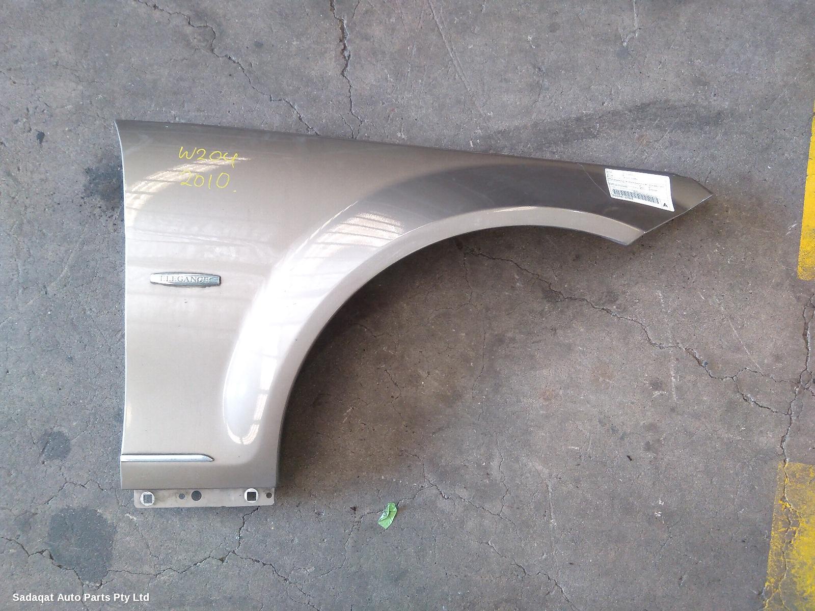 Mercedes C Class Right Guard