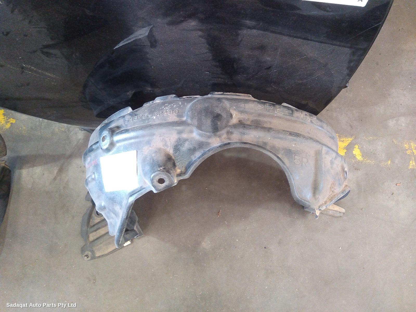 Toyota Yaris Right Guard Liner