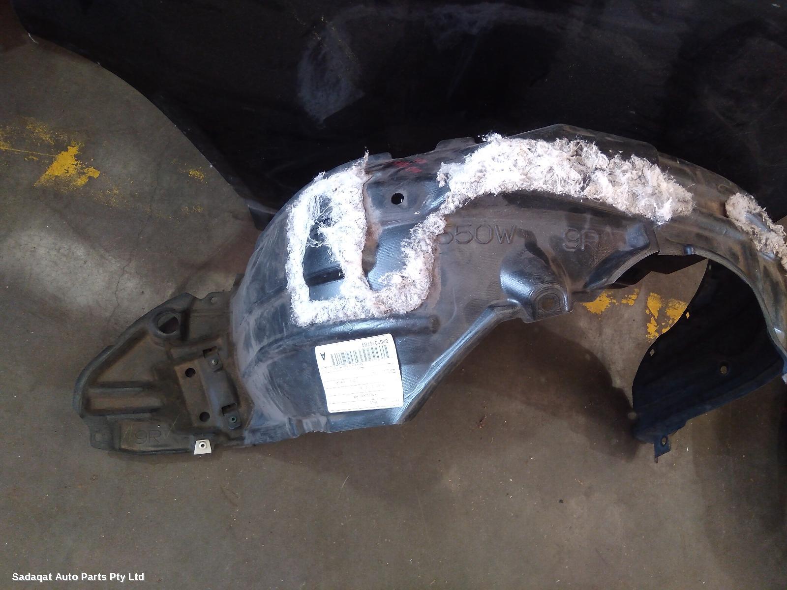 Toyota Prius Right Guard Liner