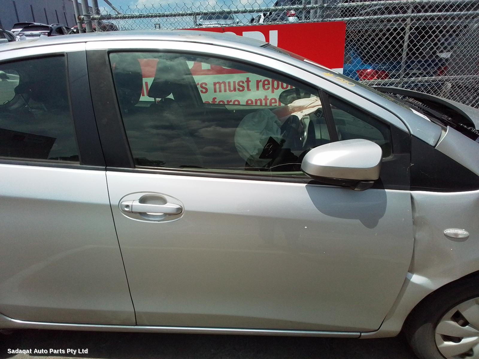 Toyota Yaris F/bar Reinforc/brack