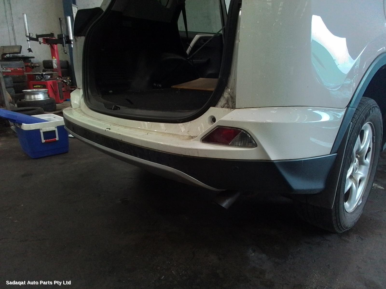 Toyota Rav4 Left Door Mirror