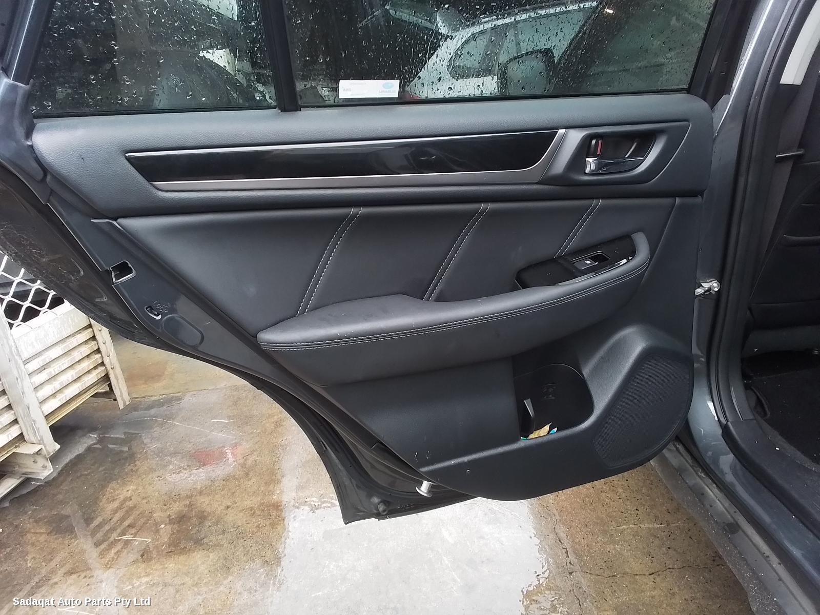 Subaru Outback Console