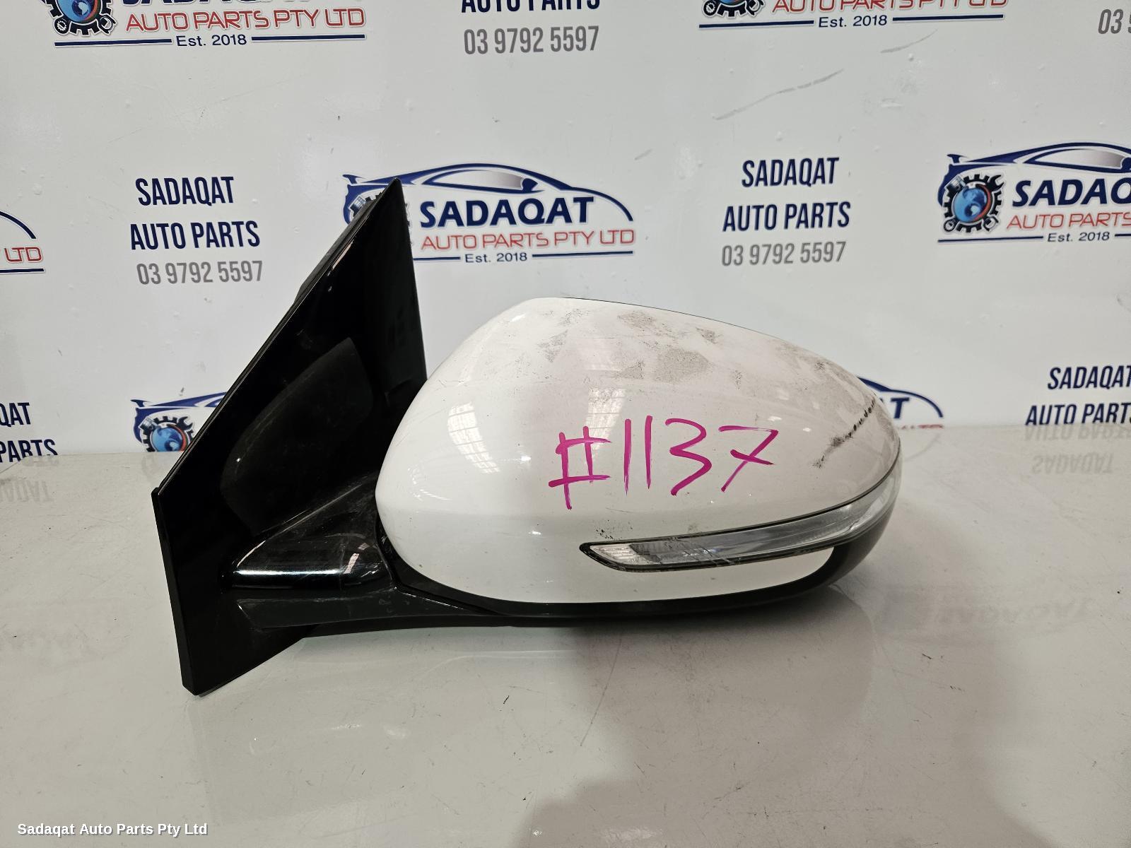 Kia Sportage Left Door Mirror
