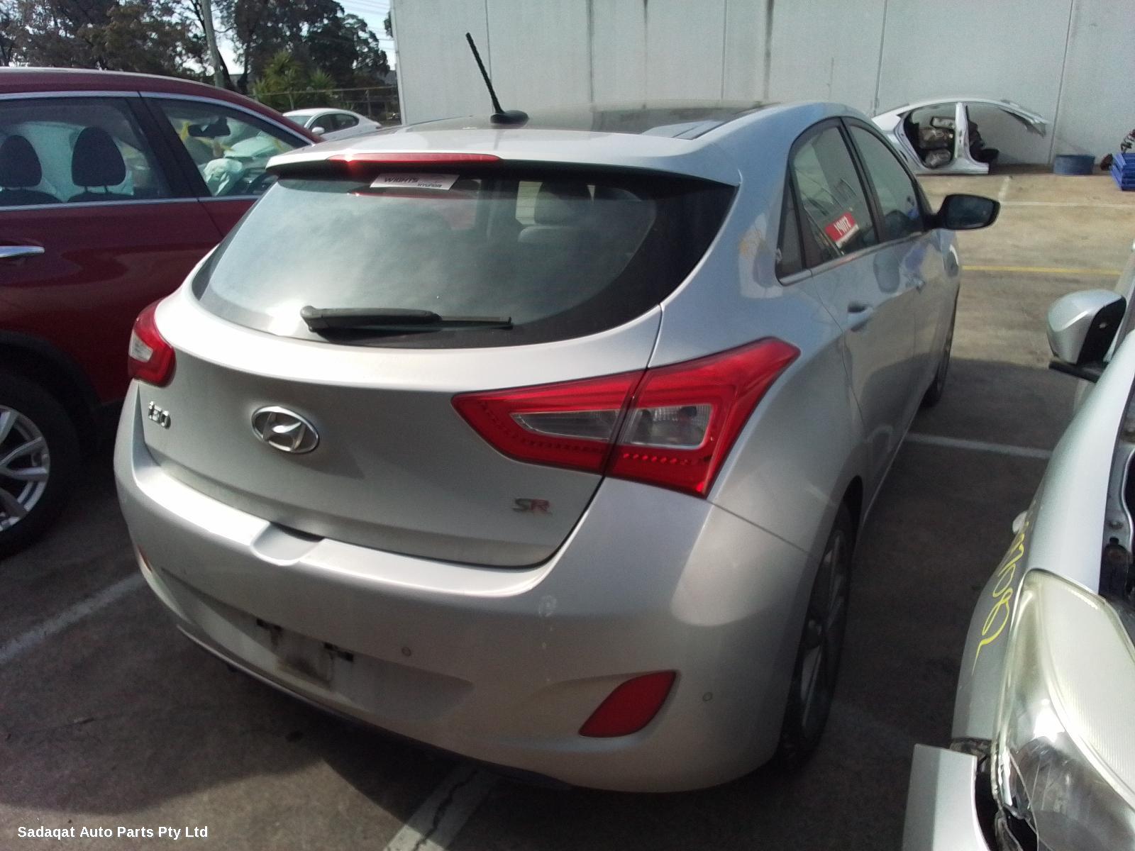 Hyundai I30 Right Door Mirror