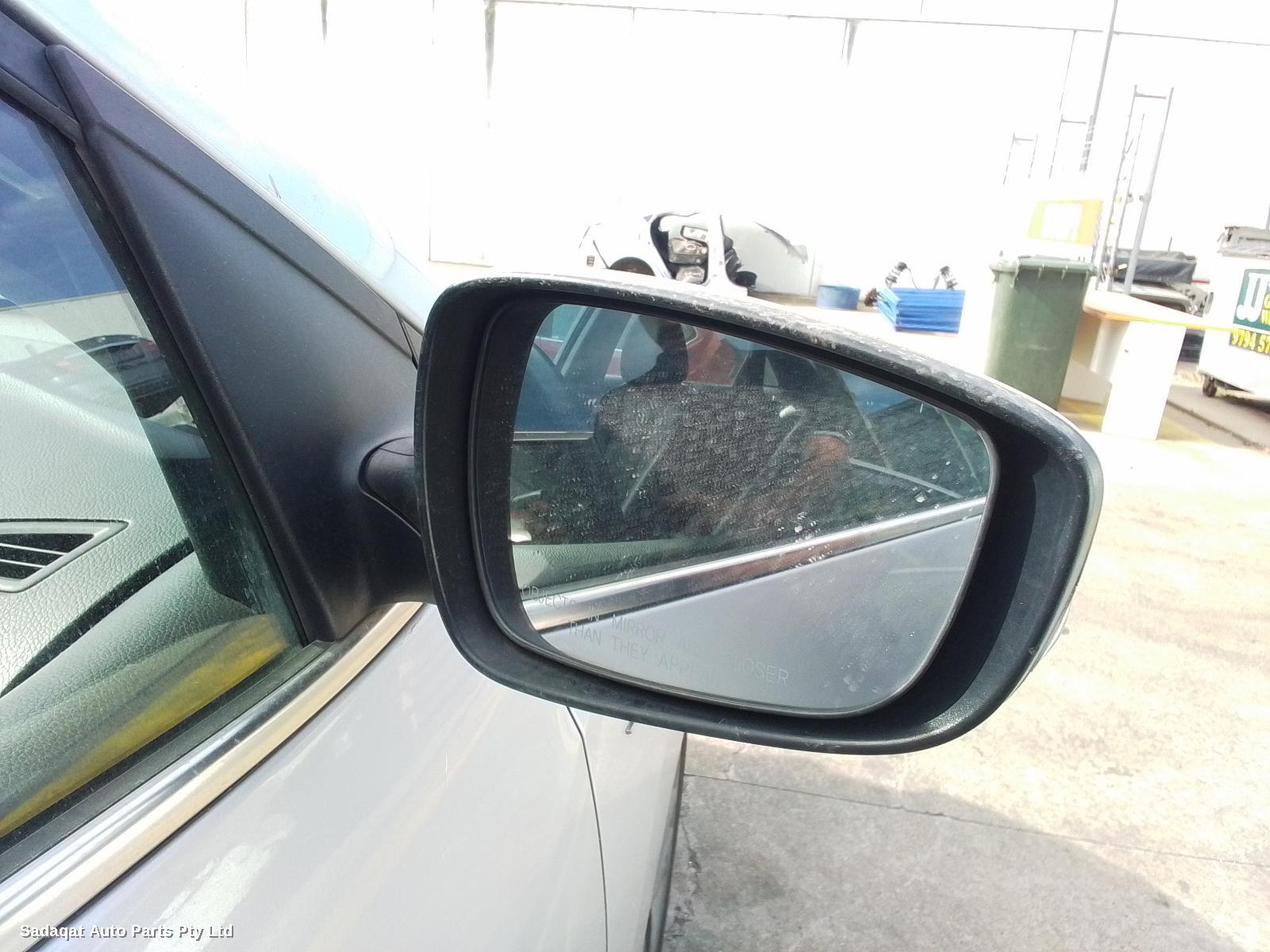 Hyundai I30 Right Door Mirror