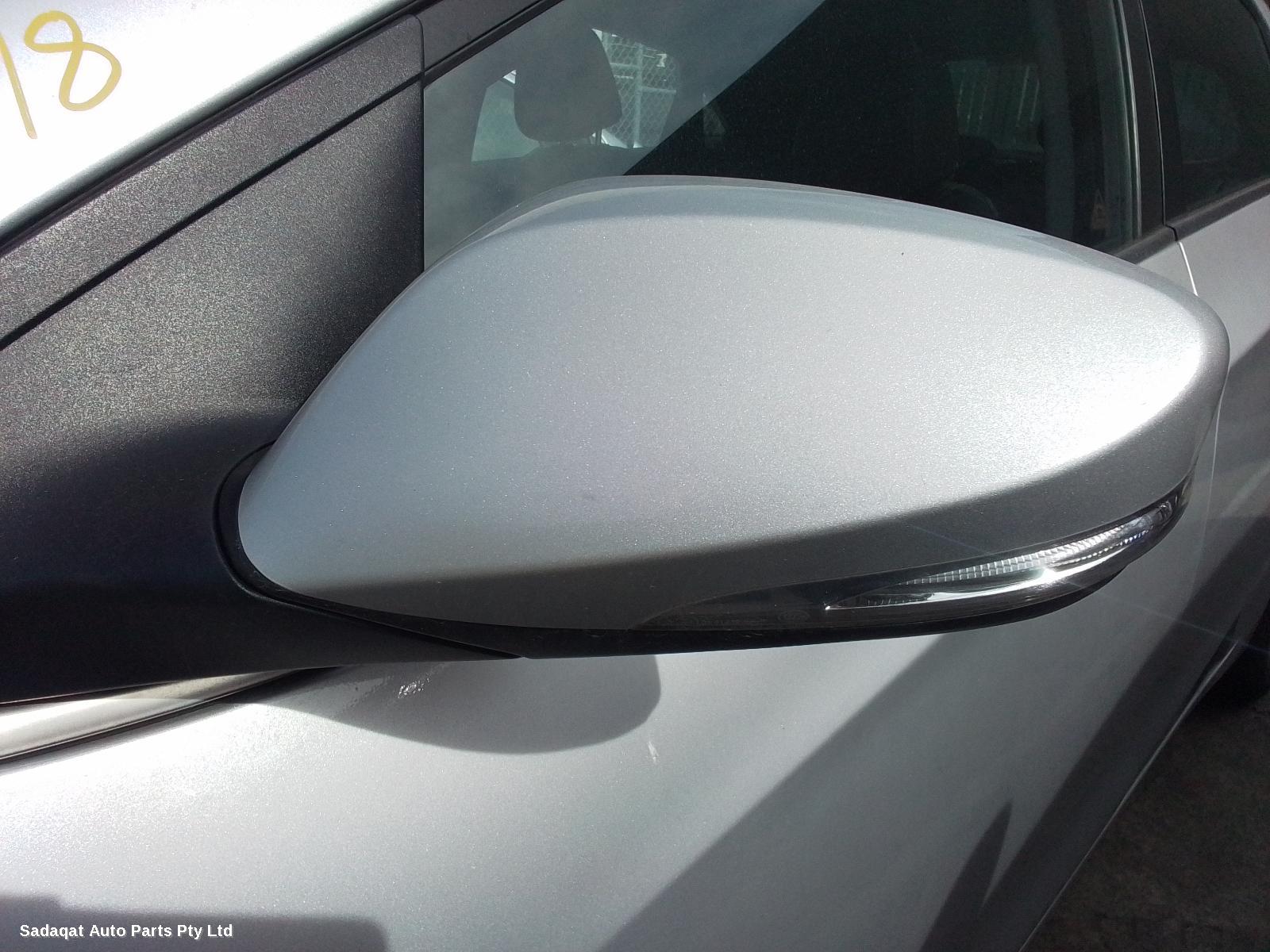 Hyundai I30 Right Door Mirror