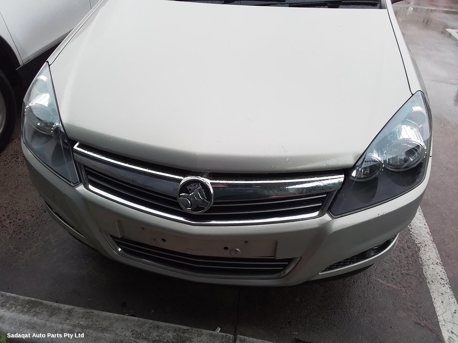 Holden Astra Bonnet