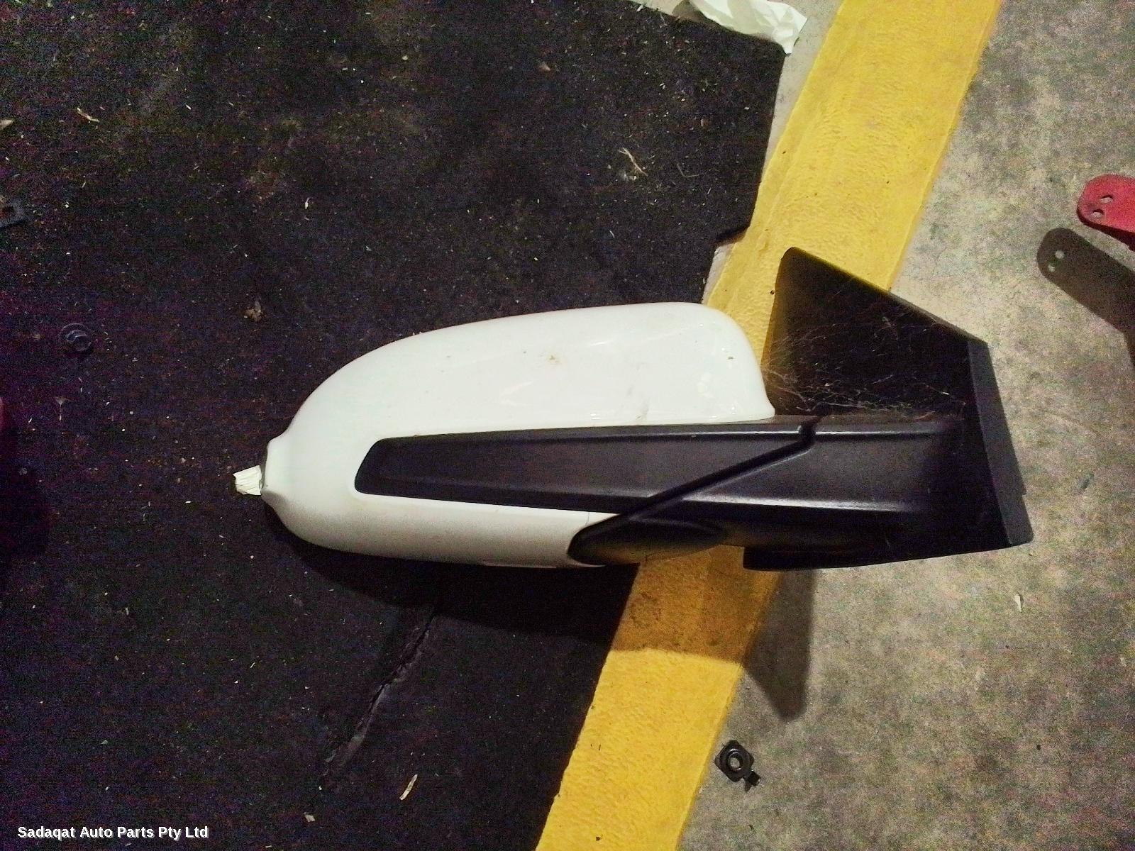 Hyundai Kona Right Door Mirror