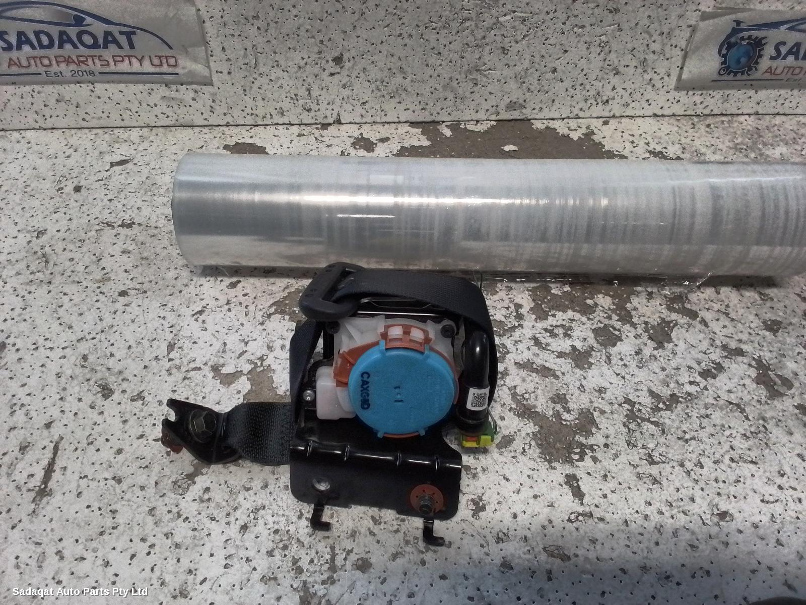 Hyundai Kona Seatbelt/stalk