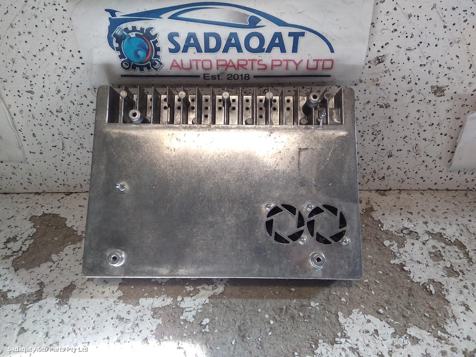 Hyundai Genesis Radio/cd/dvd/sat/tv