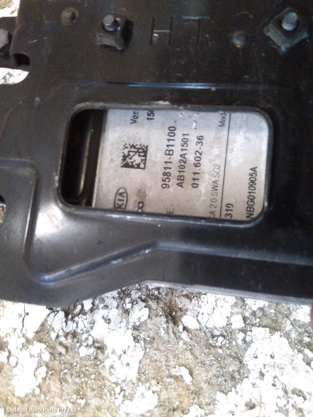 Hyundai Genesis Misc Switch/relay