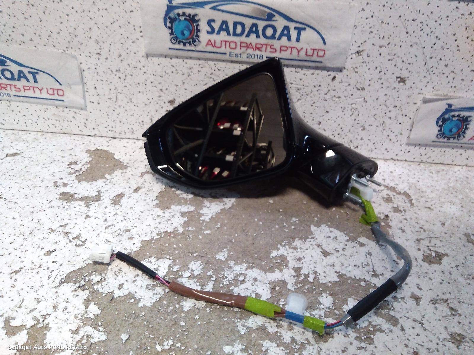 Lexus Es Series (13-) Left Door Mirror