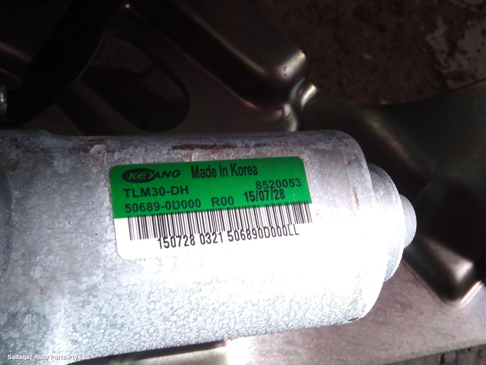 Hyundai Genesis Tailgate Regulator