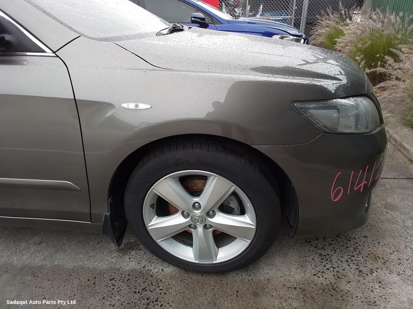 Toyota Camry Right Door Mirror