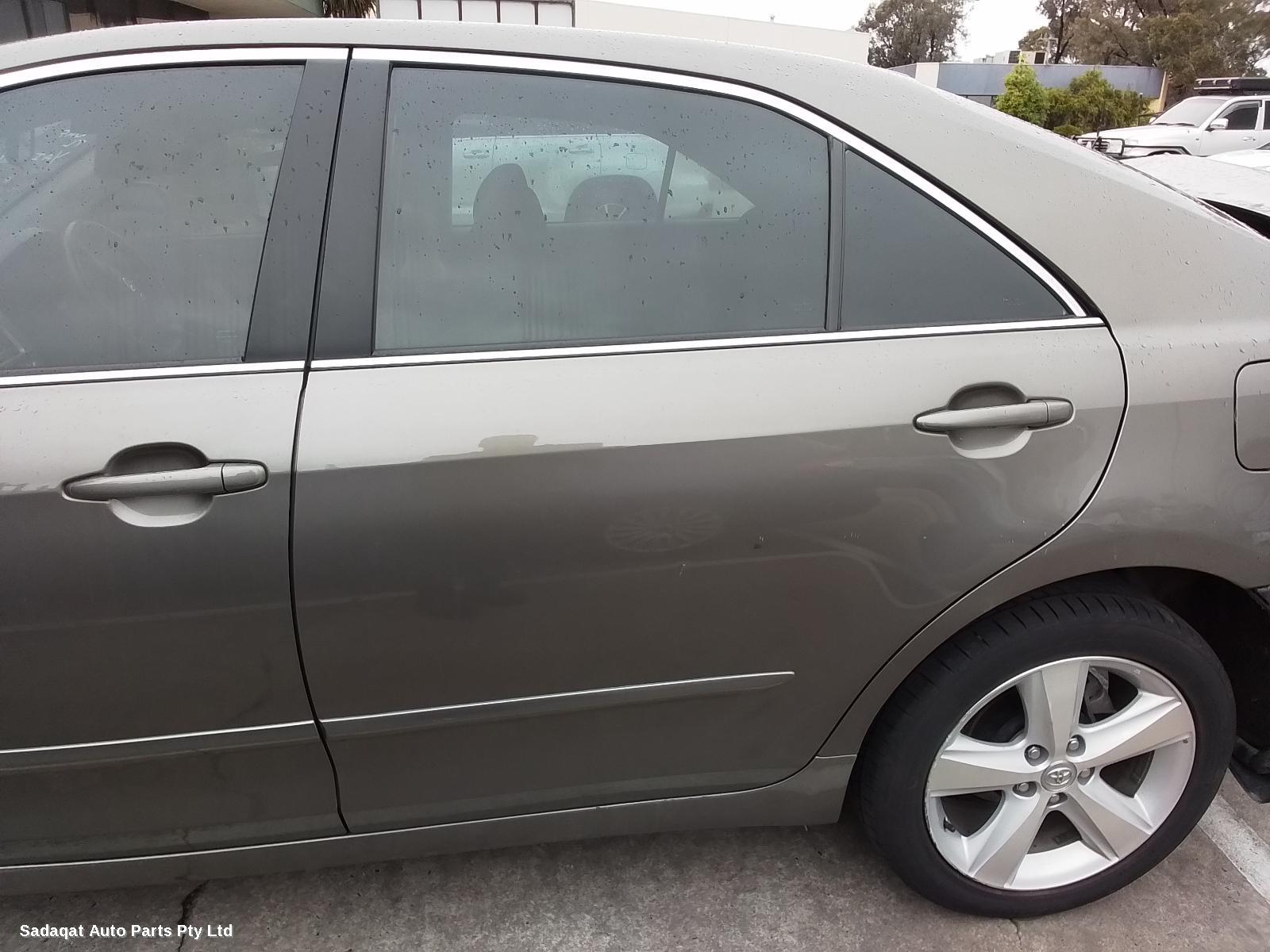 Toyota Camry Right Door Mirror