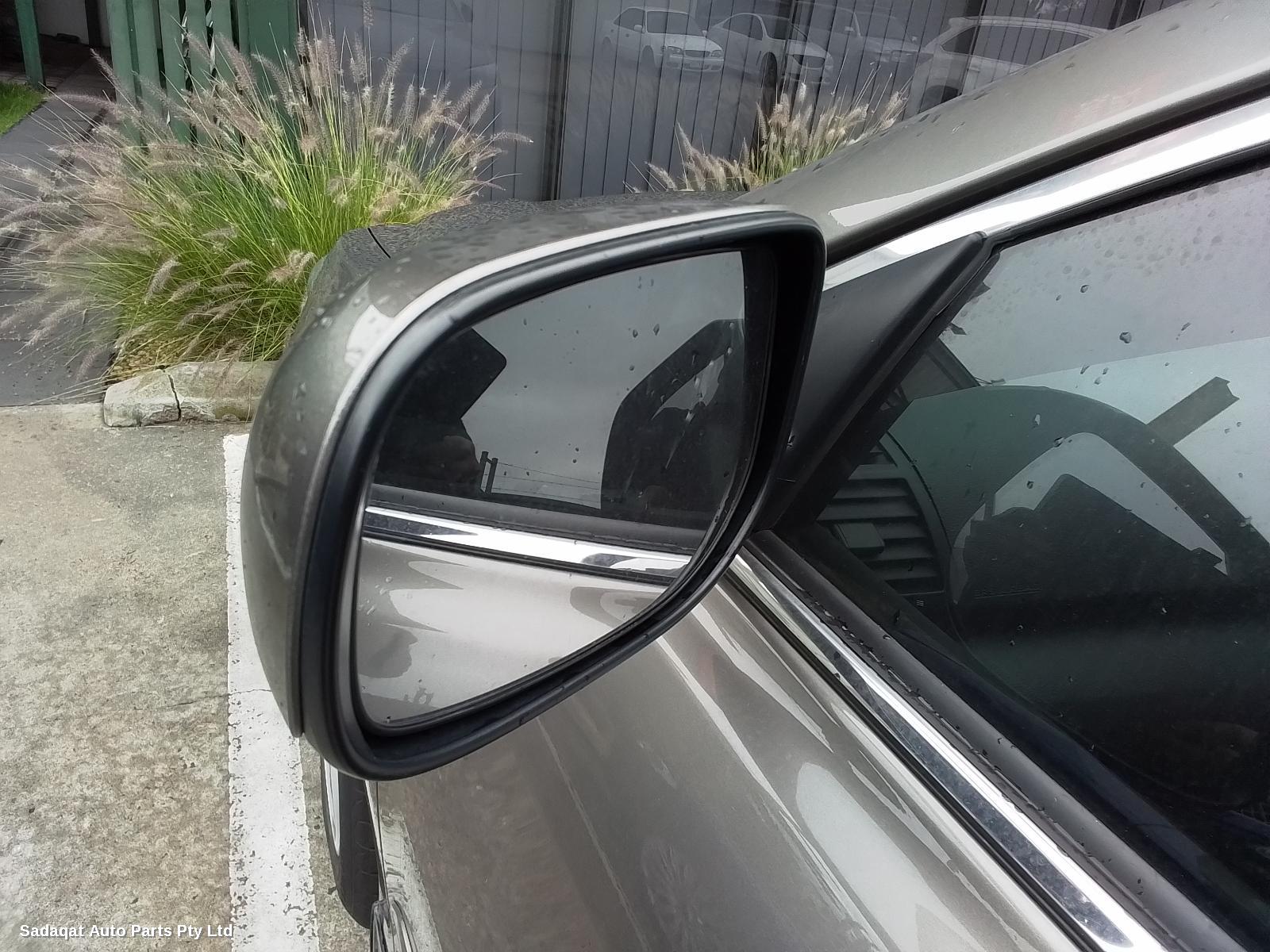 Toyota Camry Right Door Mirror