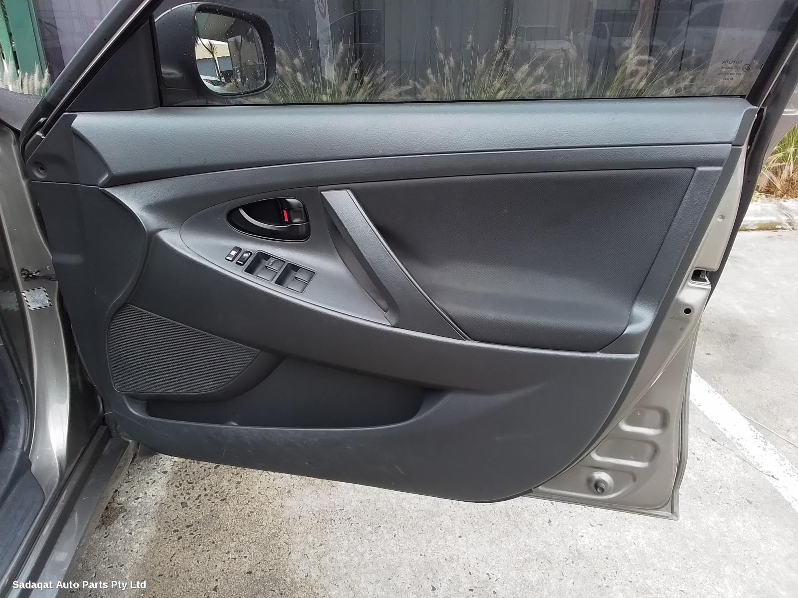 Toyota Camry Right Door Mirror