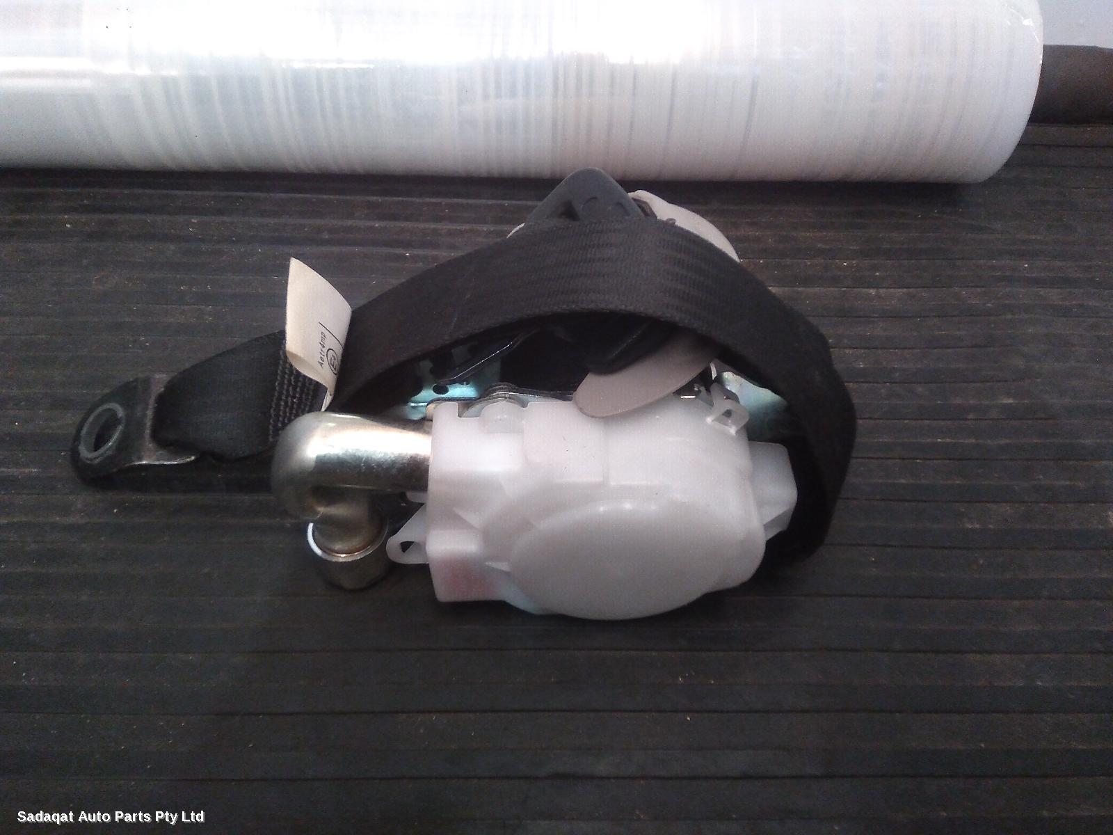 Lexus Is250/is250c Seatbelt/stalk