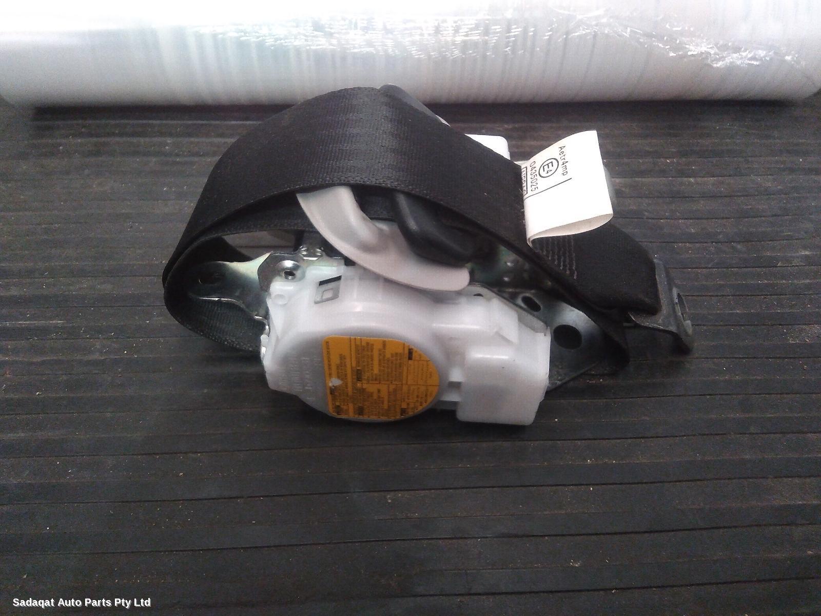 Lexus Is250/is250c Seatbelt/stalk