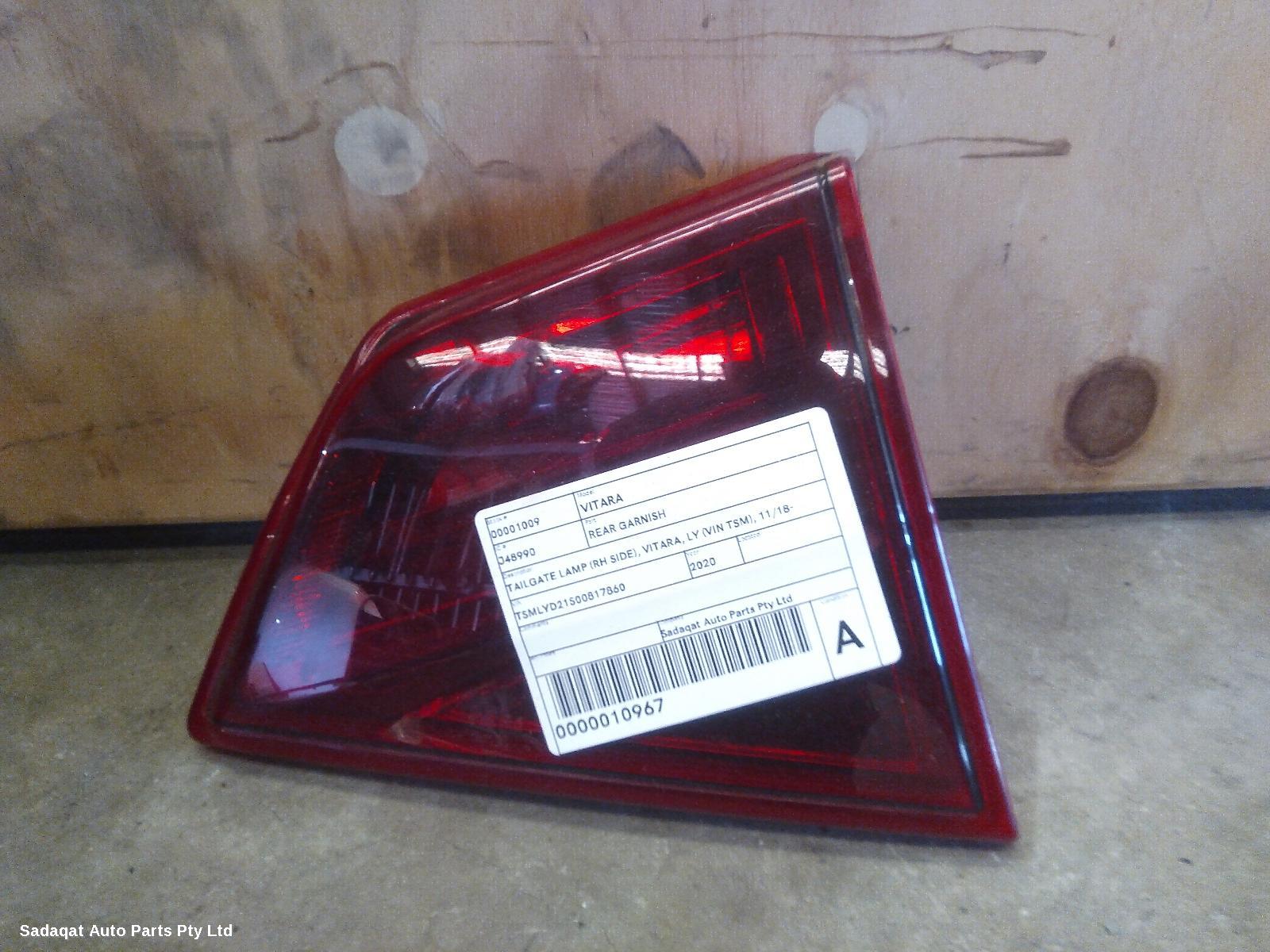 Suzuki Vitara Rear Garnish