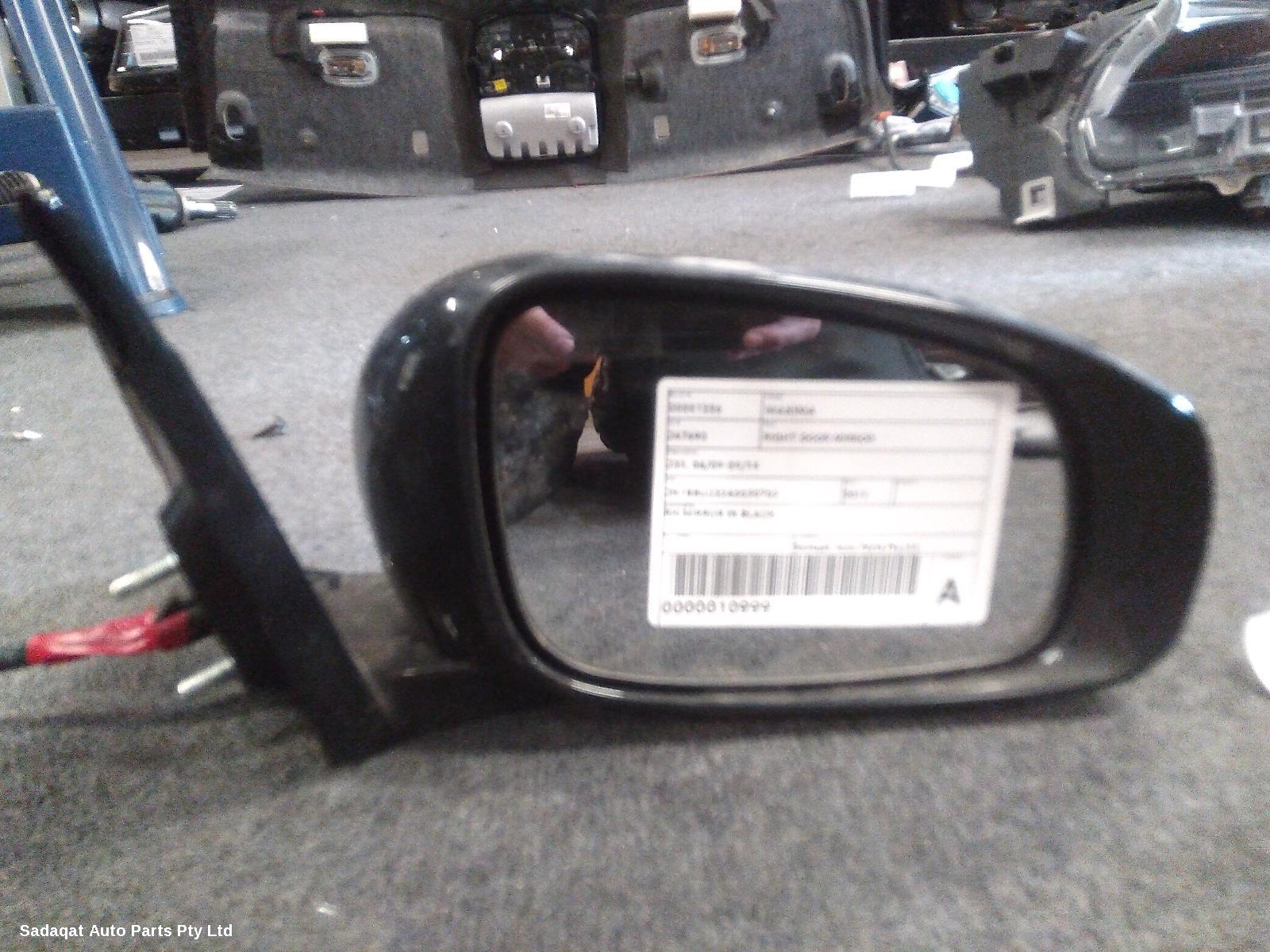 Nissan Maxima Right Door Mirror