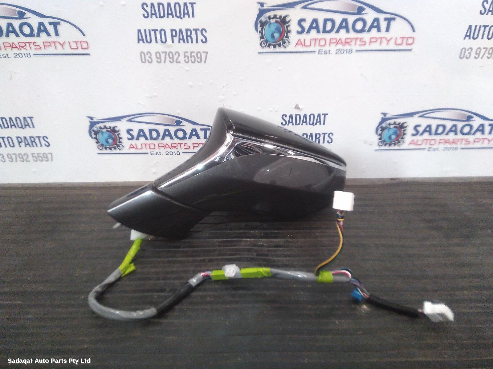 Lexus Es Series (13-) Left Door Mirror