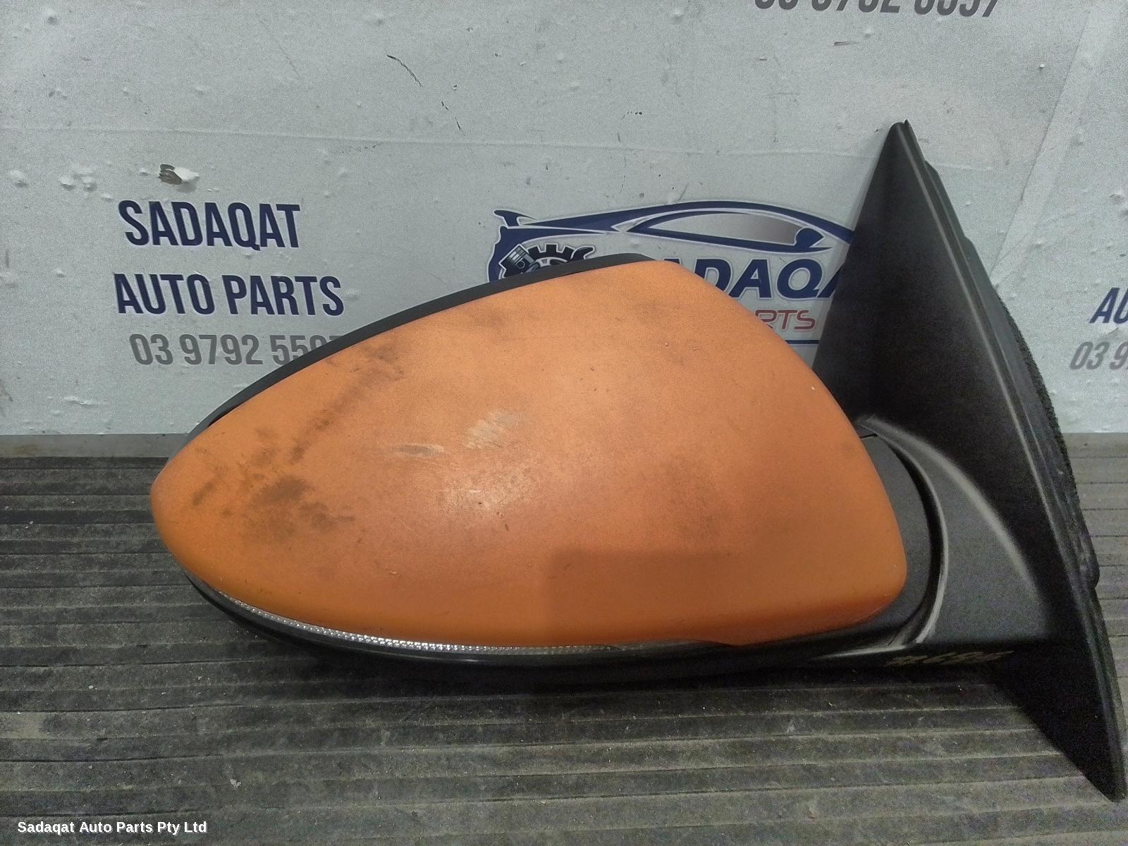 Kia Cerato Right Door Mirror