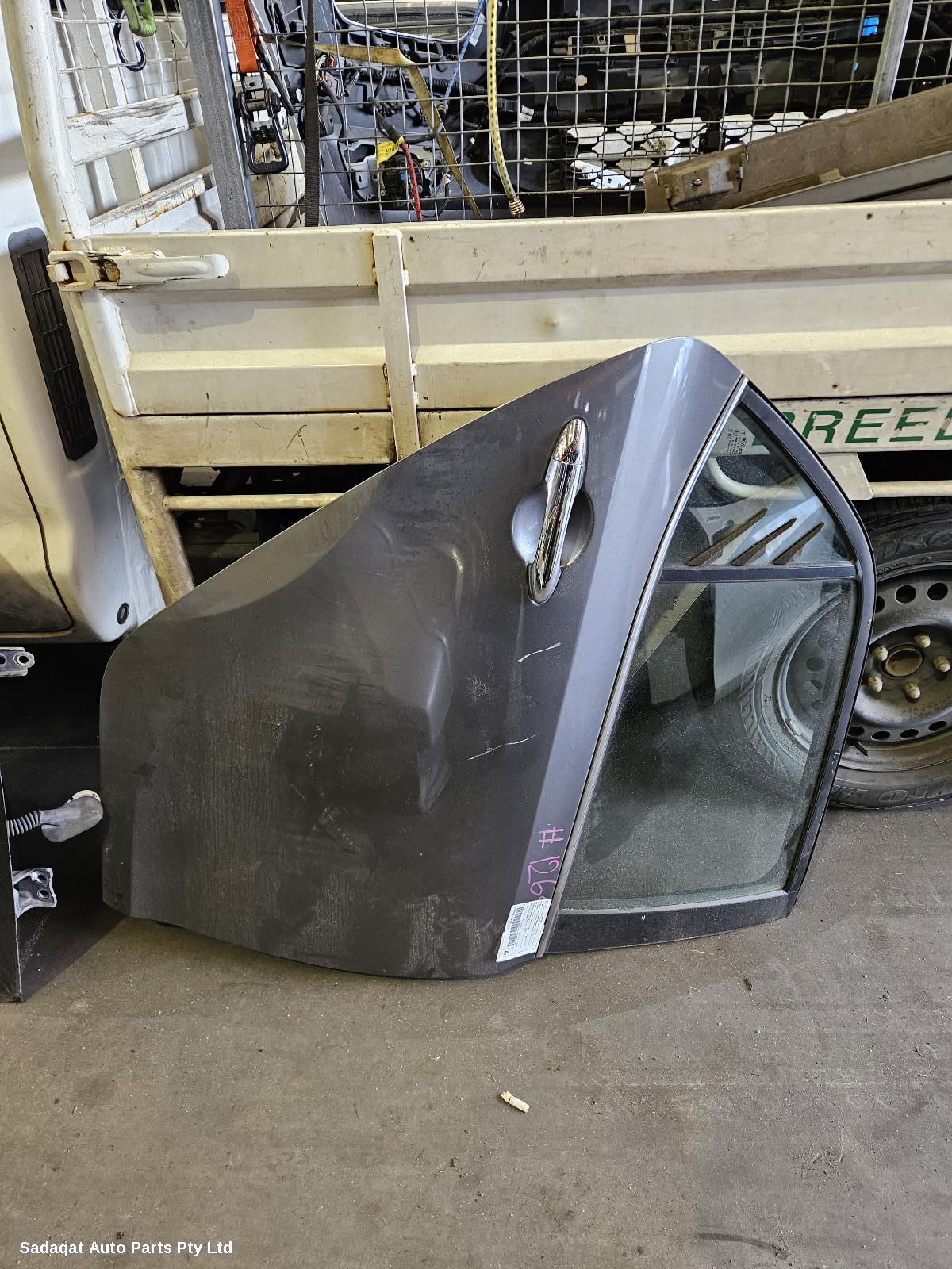 Kia Picanto Right_rear_door_sliding