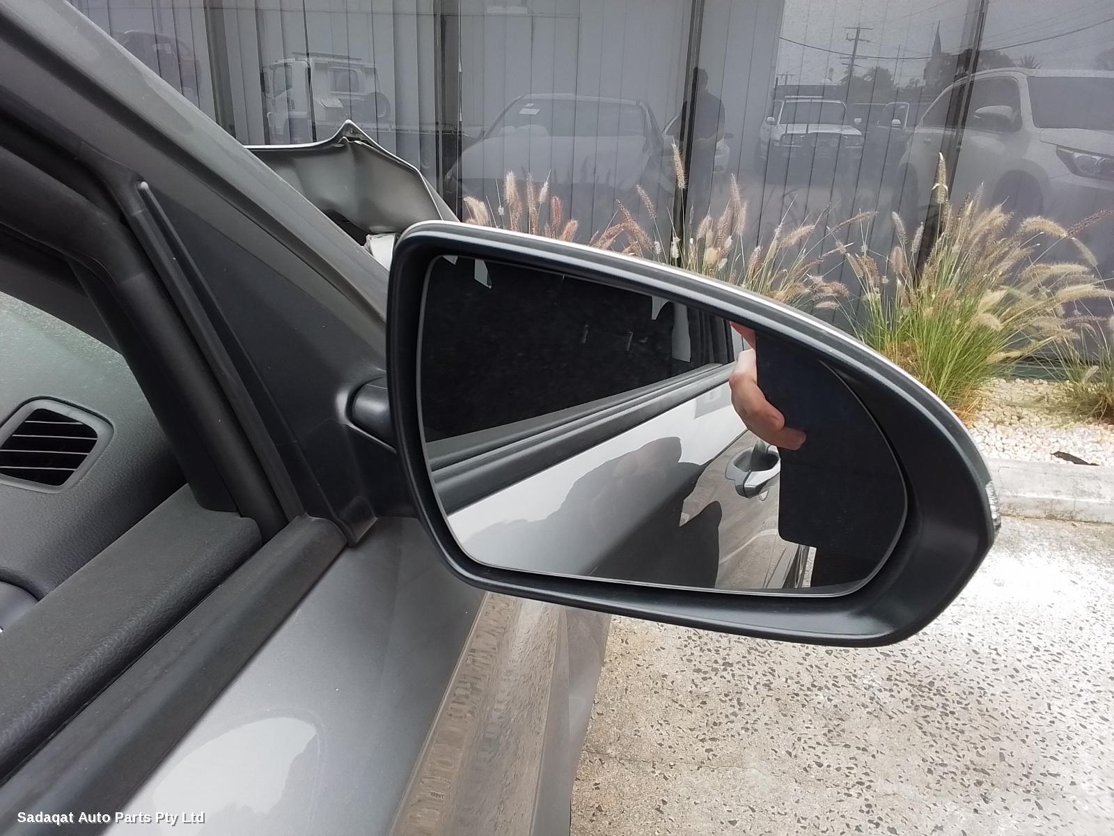Hyundai I30 Right Door Mirror