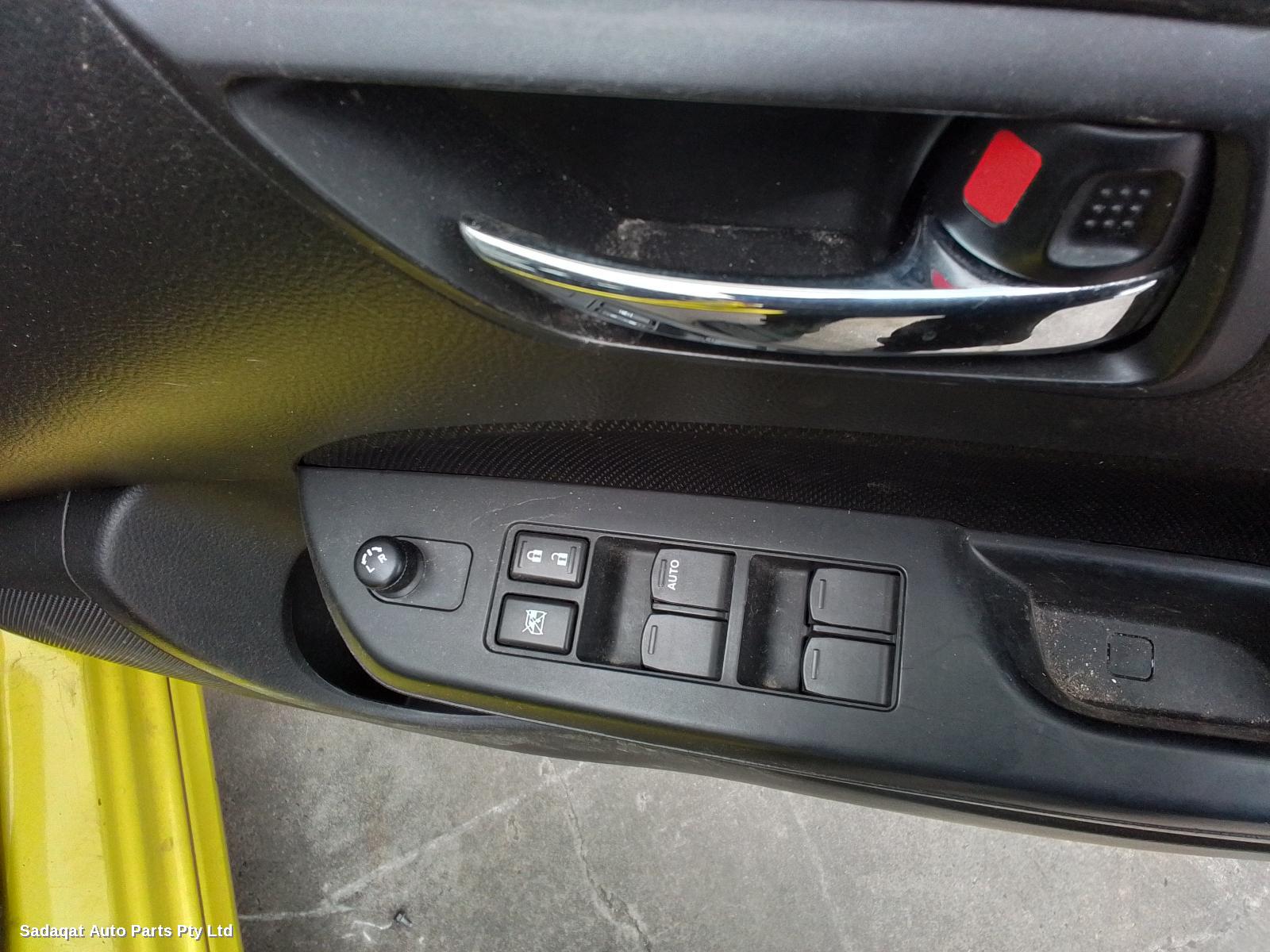 Suzuki Swift Side Step/skirt