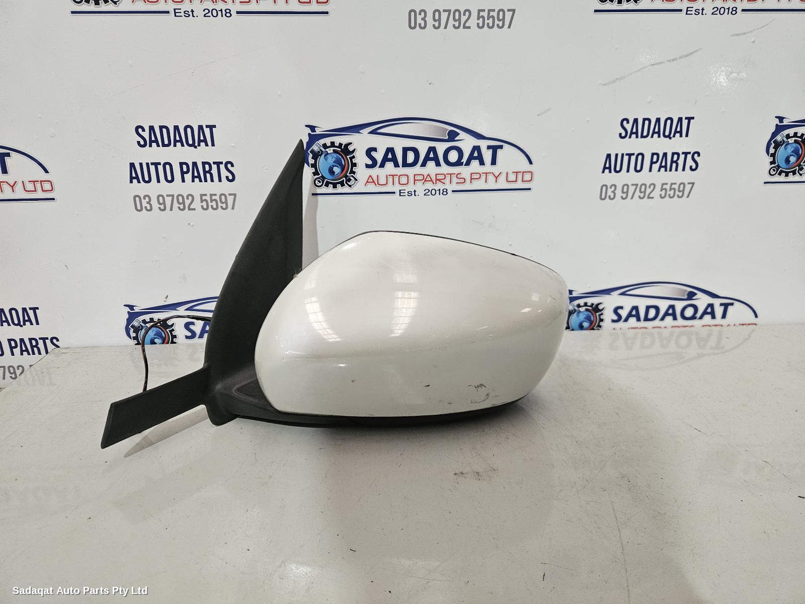 Suzuki Swift Left Door Mirror