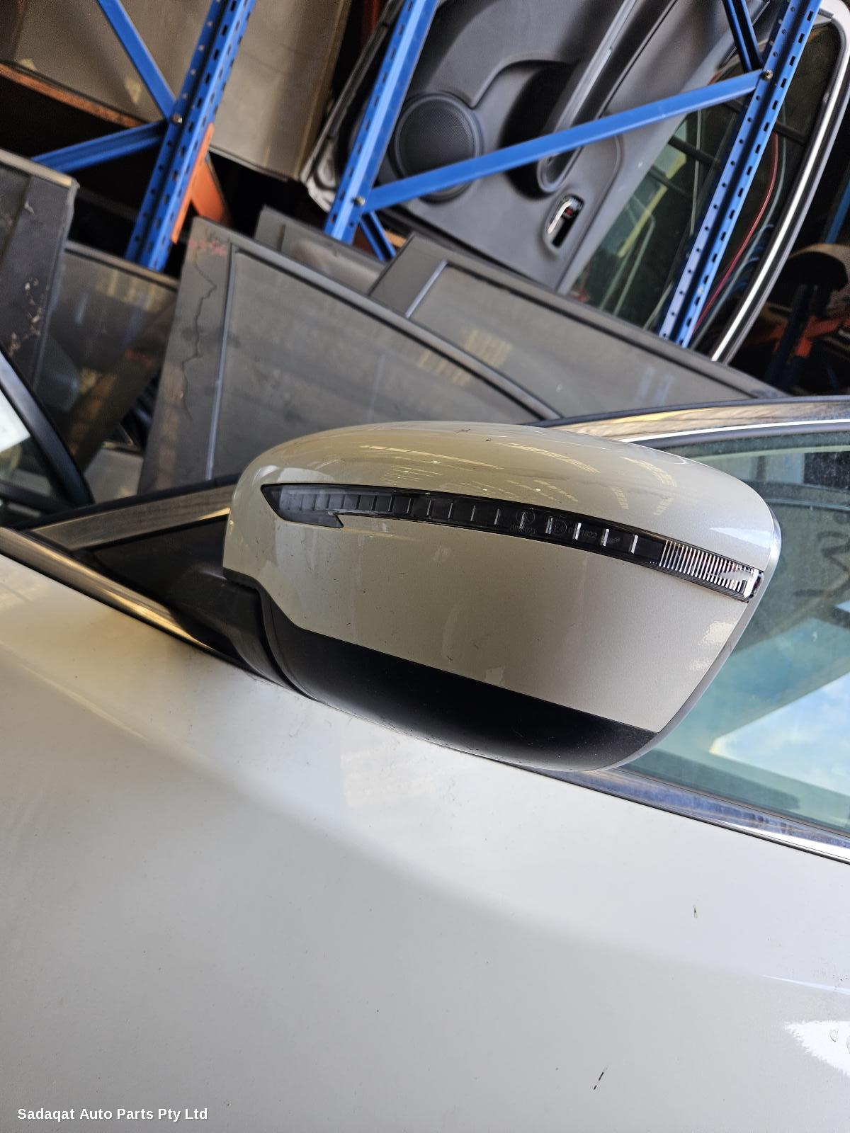 Nissan Xtrail Left Door Mirror