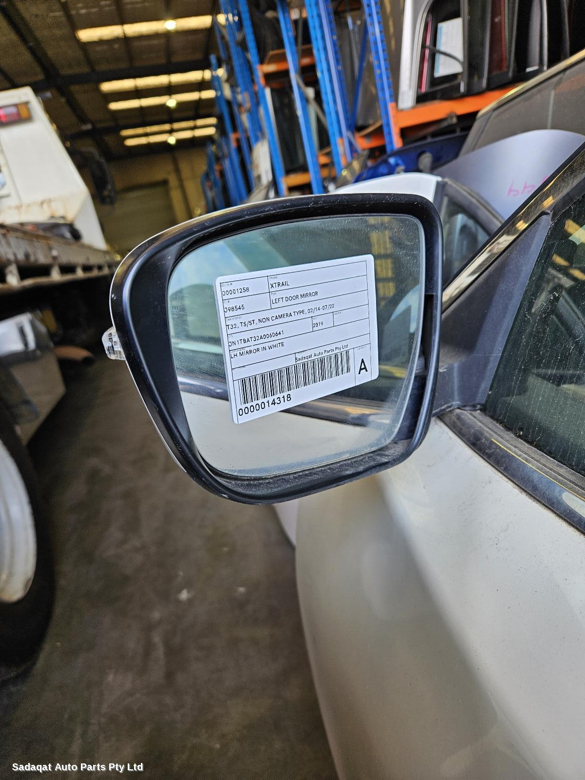 Nissan Xtrail Left Door Mirror