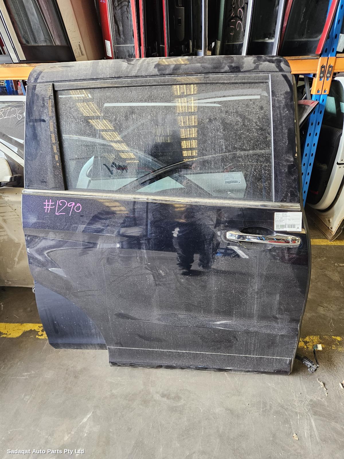 Honda Odyssey Right_rear_door_sliding