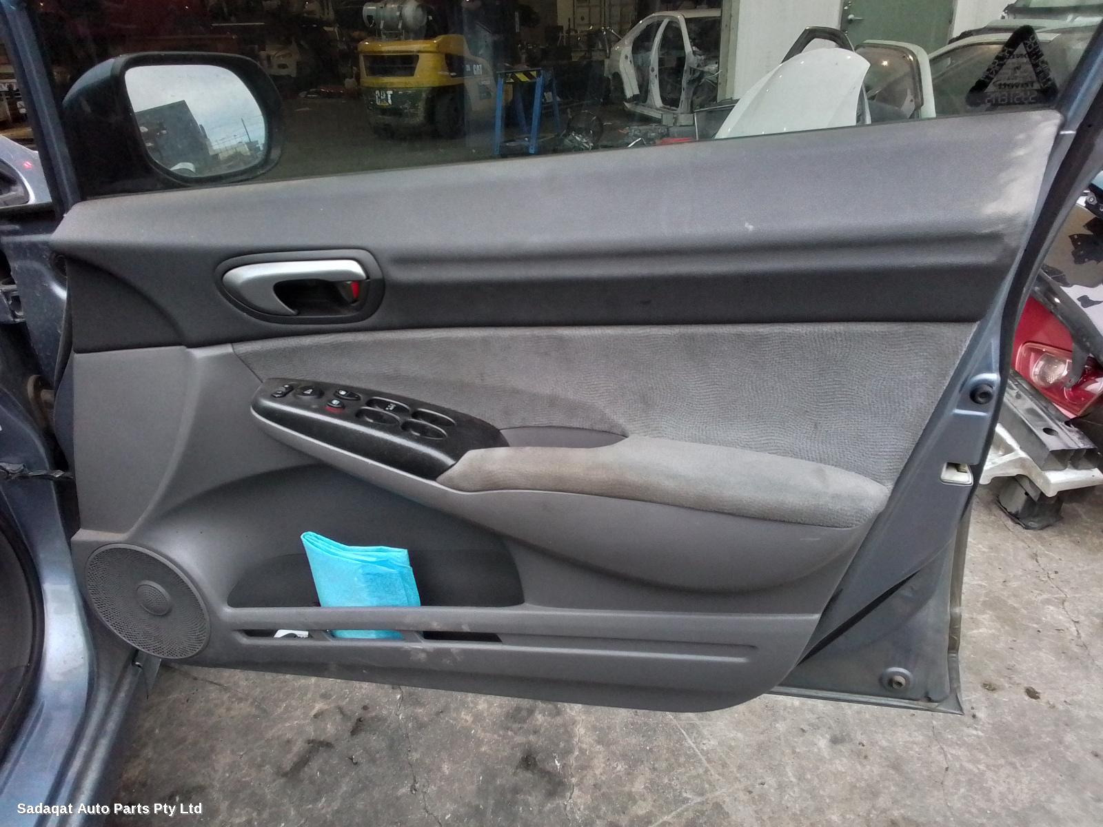 Honda Civic Rear Garnish