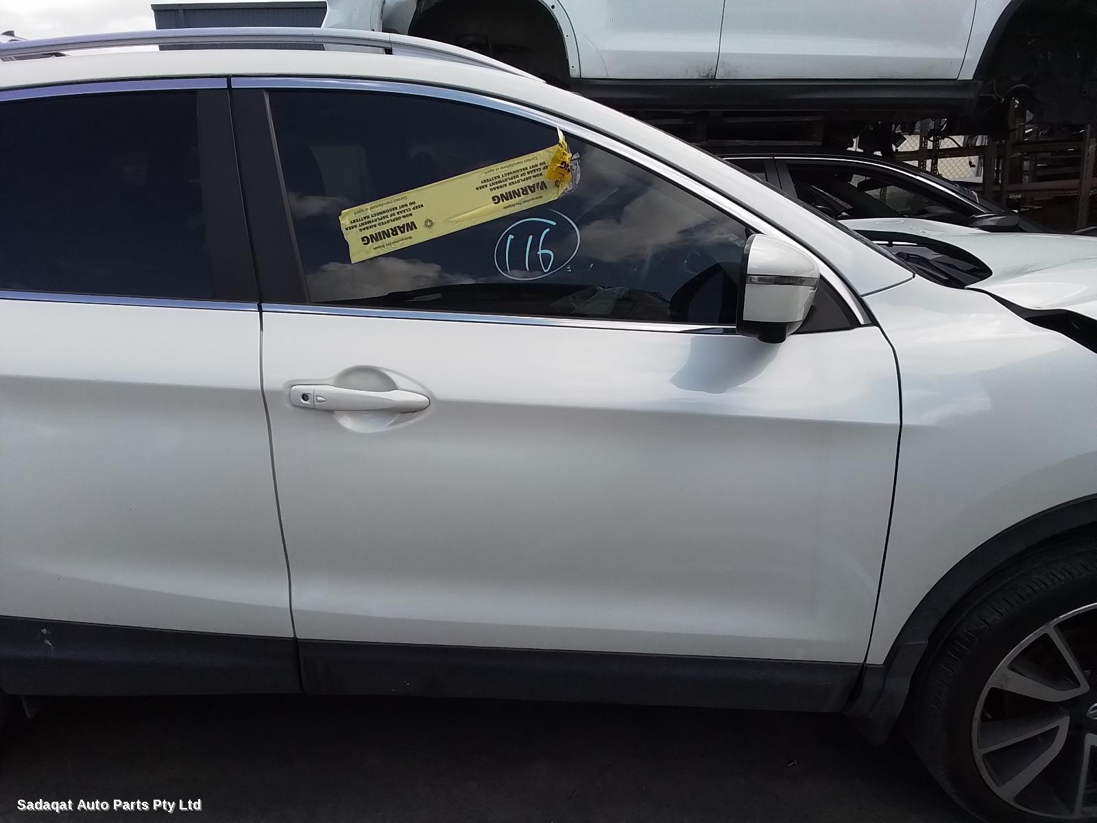Nissan Qashqai Left Door Mirror