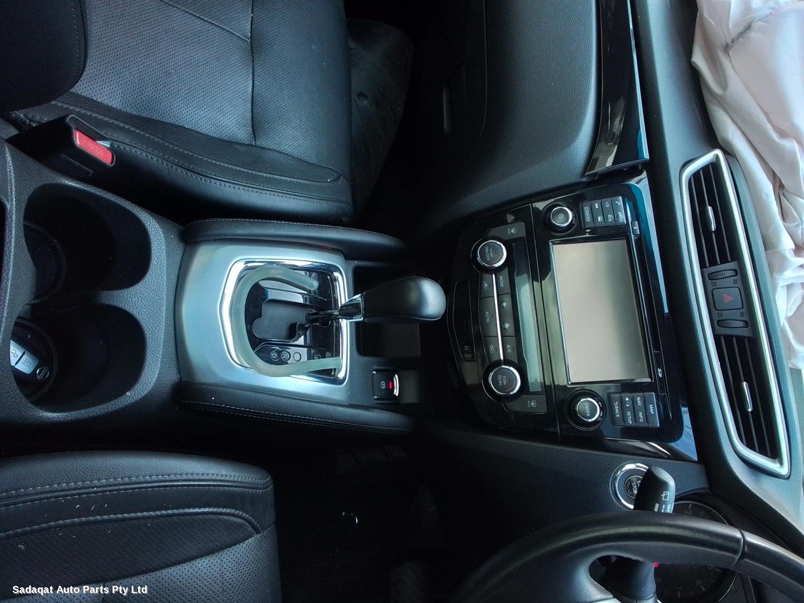 Nissan Qashqai Left Door Mirror