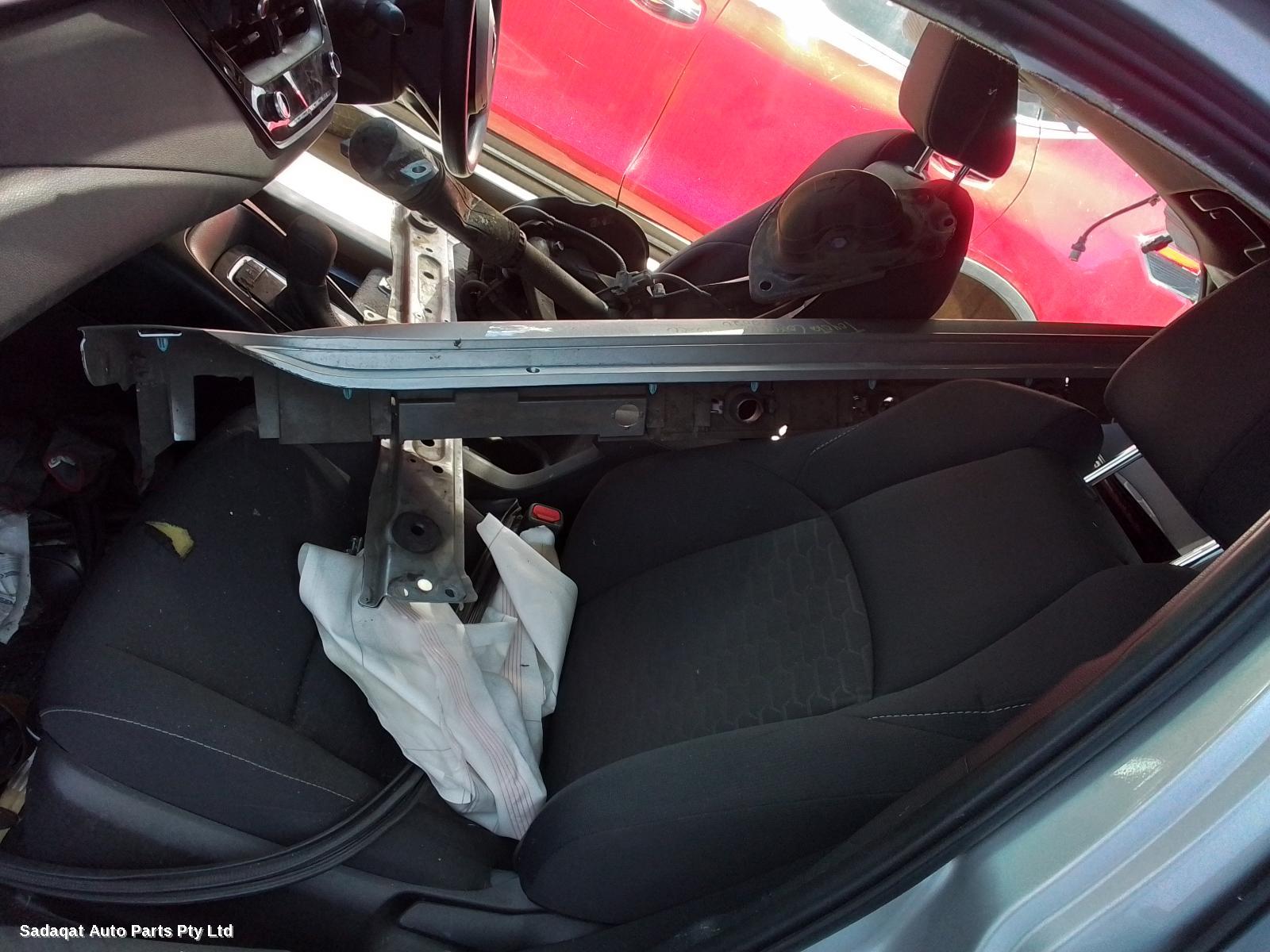 Toyota Corolla F/bar Reinforc/brack