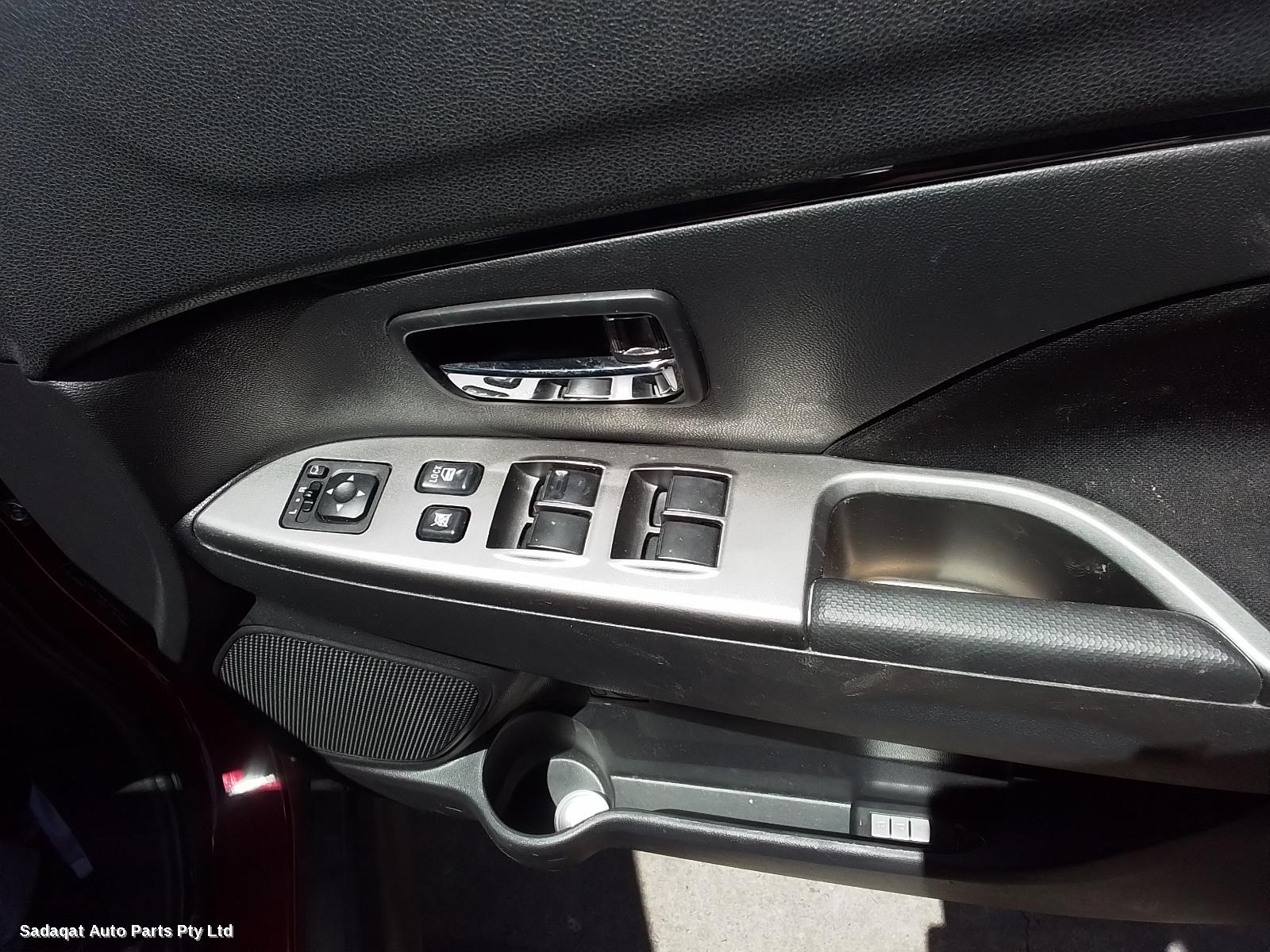 Mitsubishi Asx Headrest