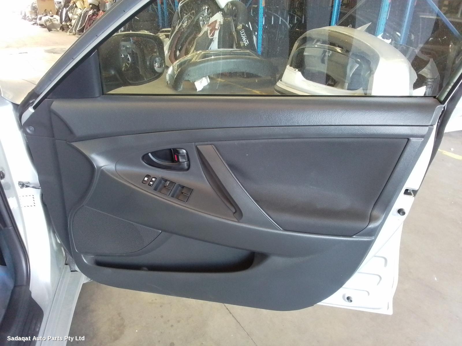 Toyota Camry Right Door Mirror
