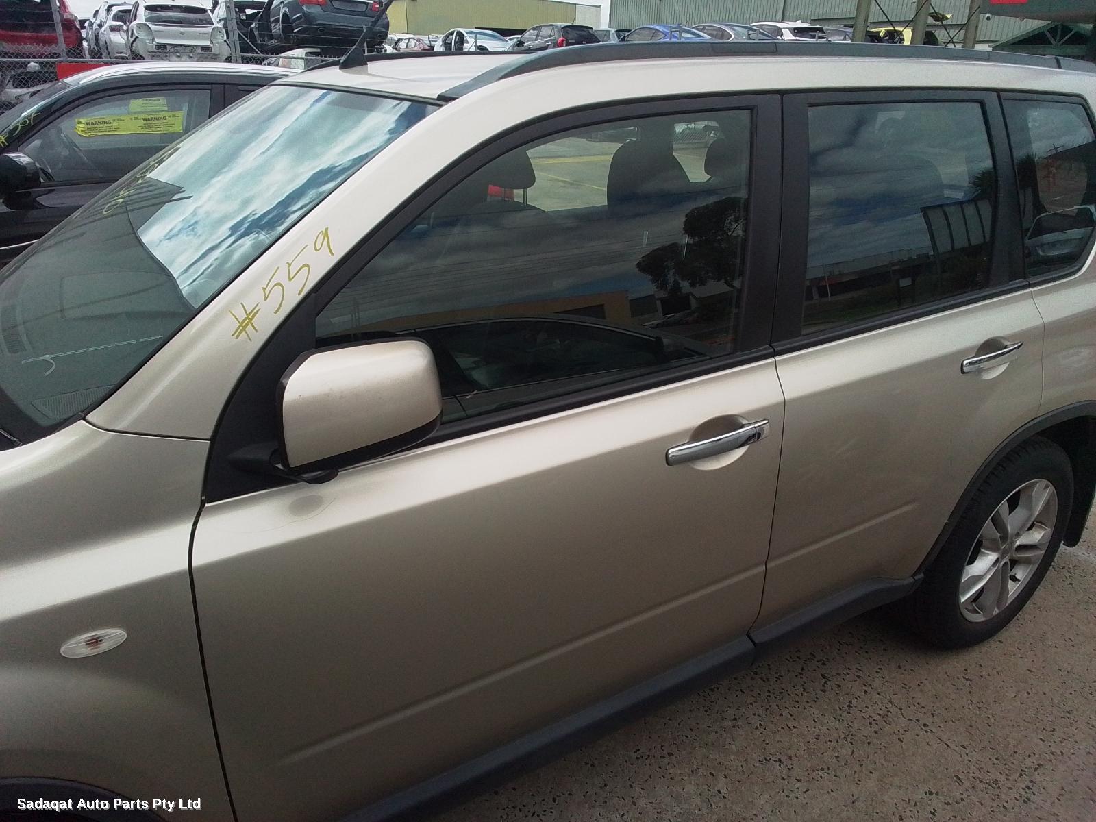 Nissan Xtrail Grille