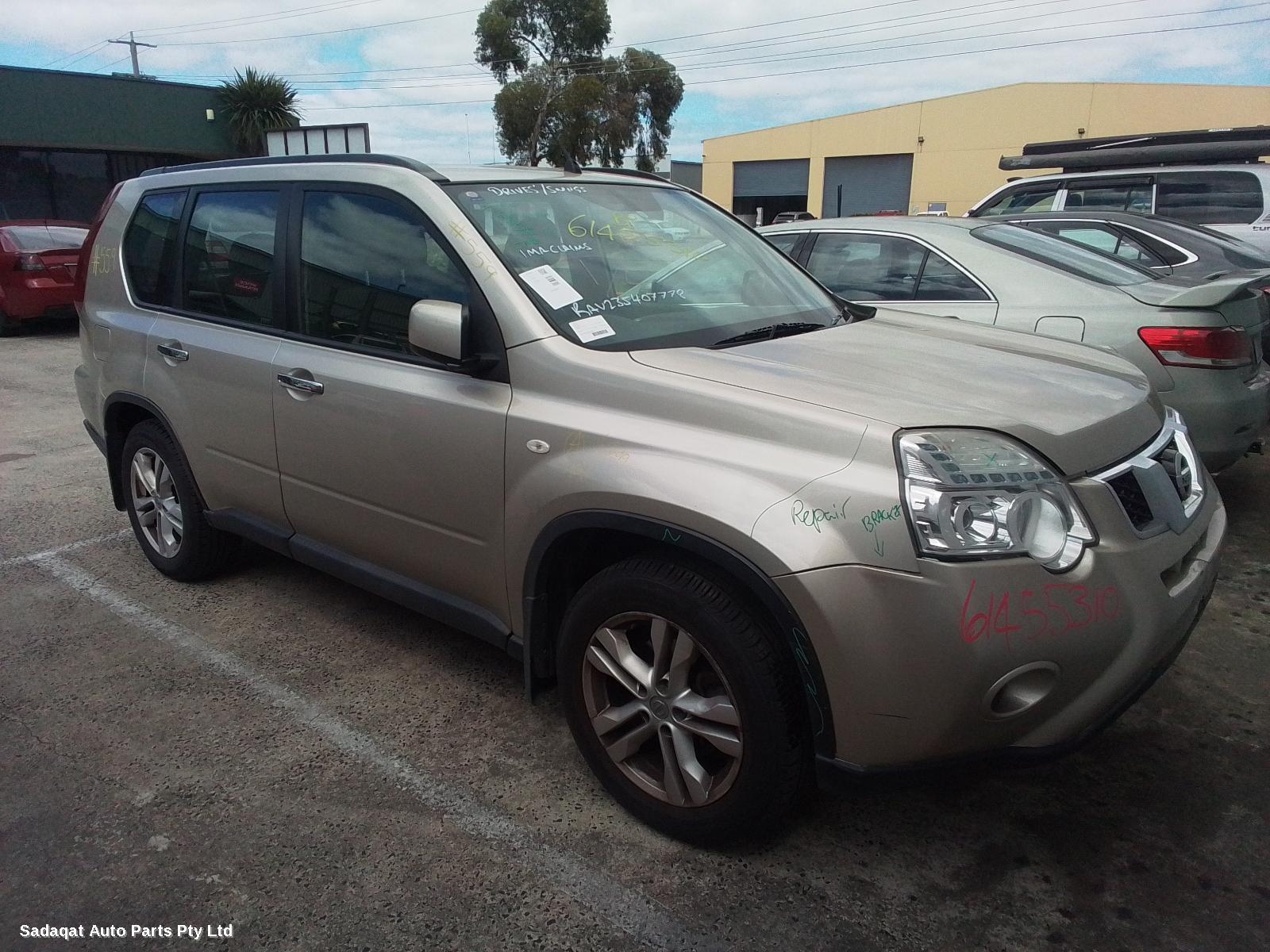 Nissan Xtrail Right Door Mirror