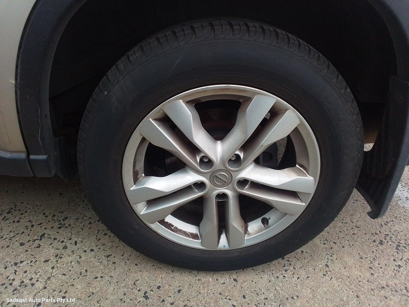 Nissan Xtrail Grille