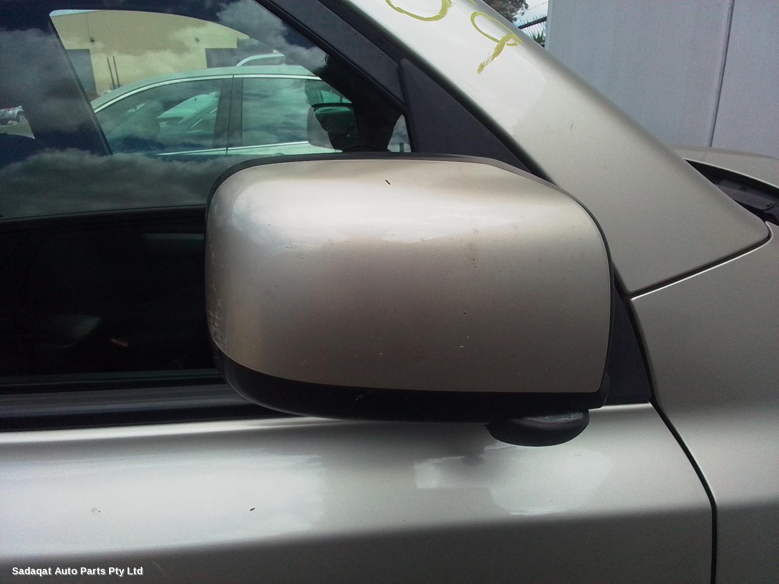 Nissan Xtrail Grille