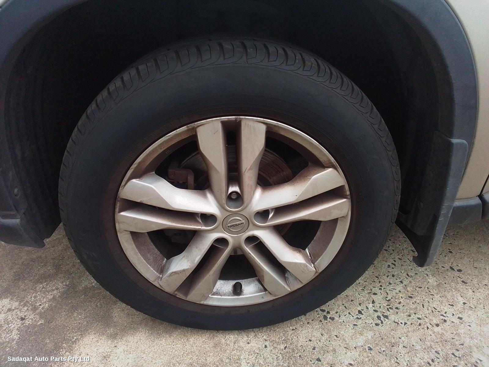 Nissan Xtrail Grille